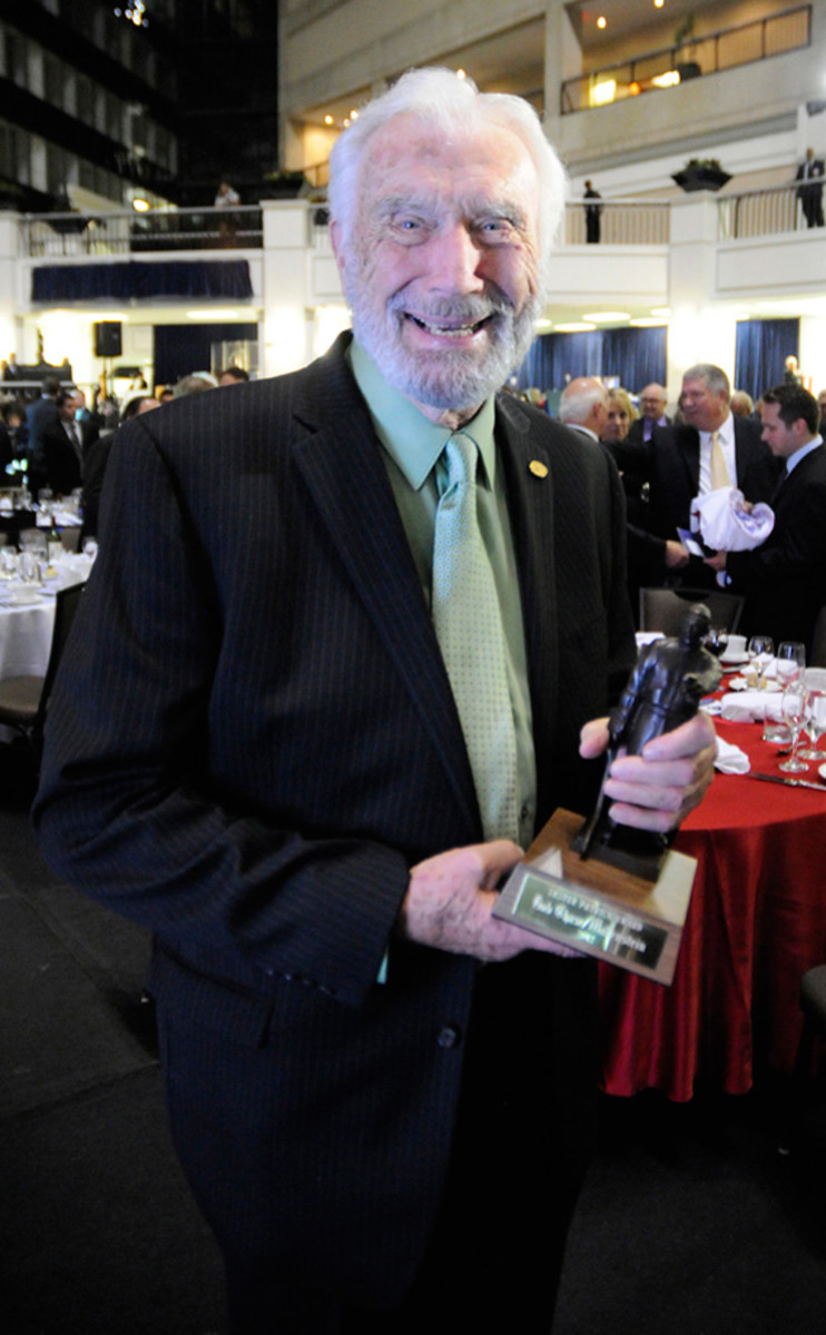 bob-chase-fort-wayne-comets-lester-patrick-award.jpg