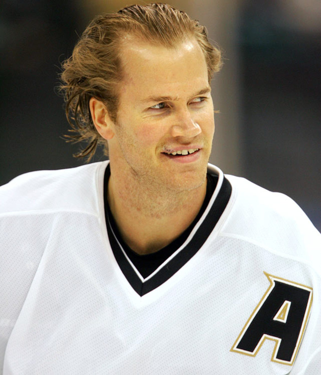 Minnesota and mullets: The grand tradition of hockey hair