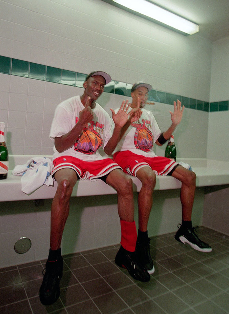 1998-0614-Michael-Jordan-Scottie-Pippen-001304056.jpg