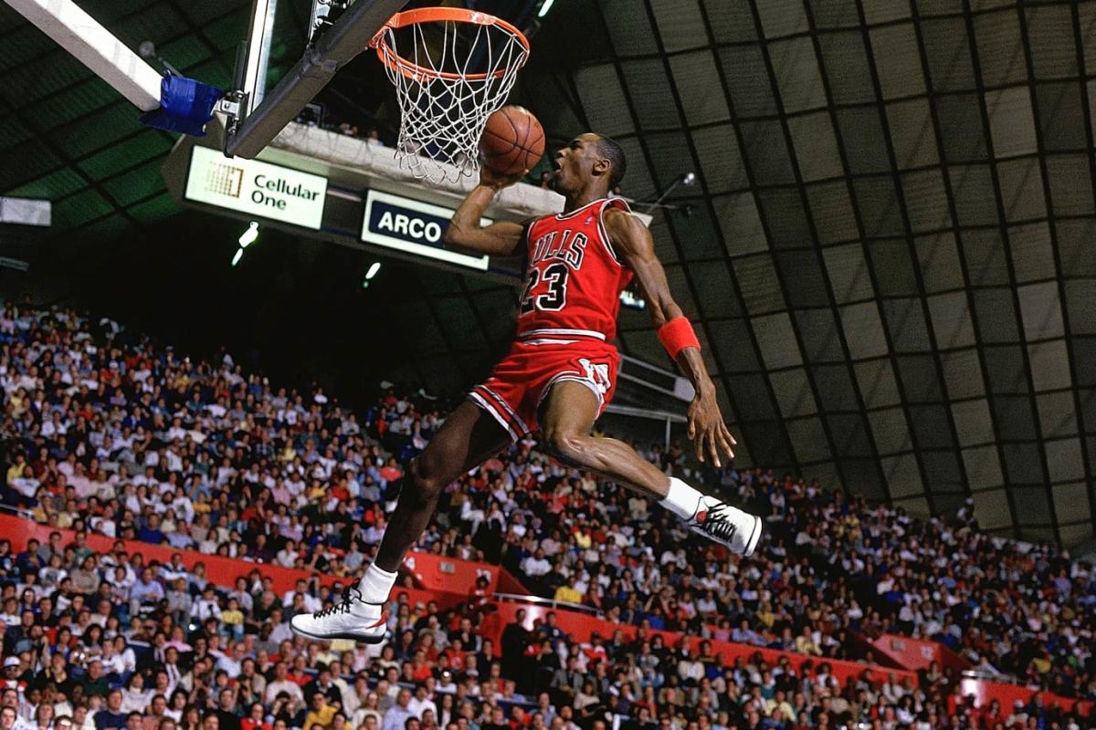 Michael Jordan dunk contest photo explained by SI photographer - Sports Ill...