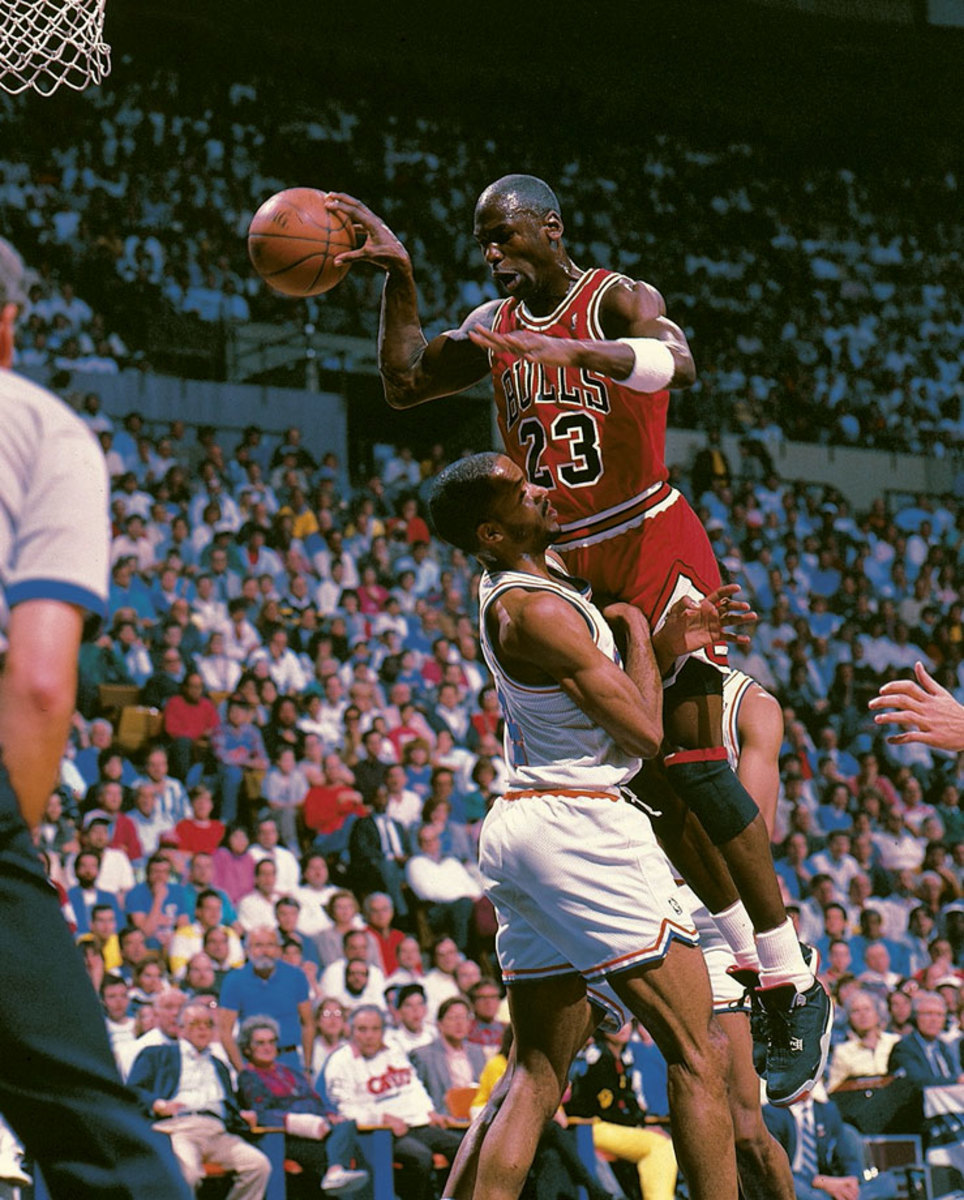 1989-Michael-Jordan-Ron-Harper-05789516.jpg