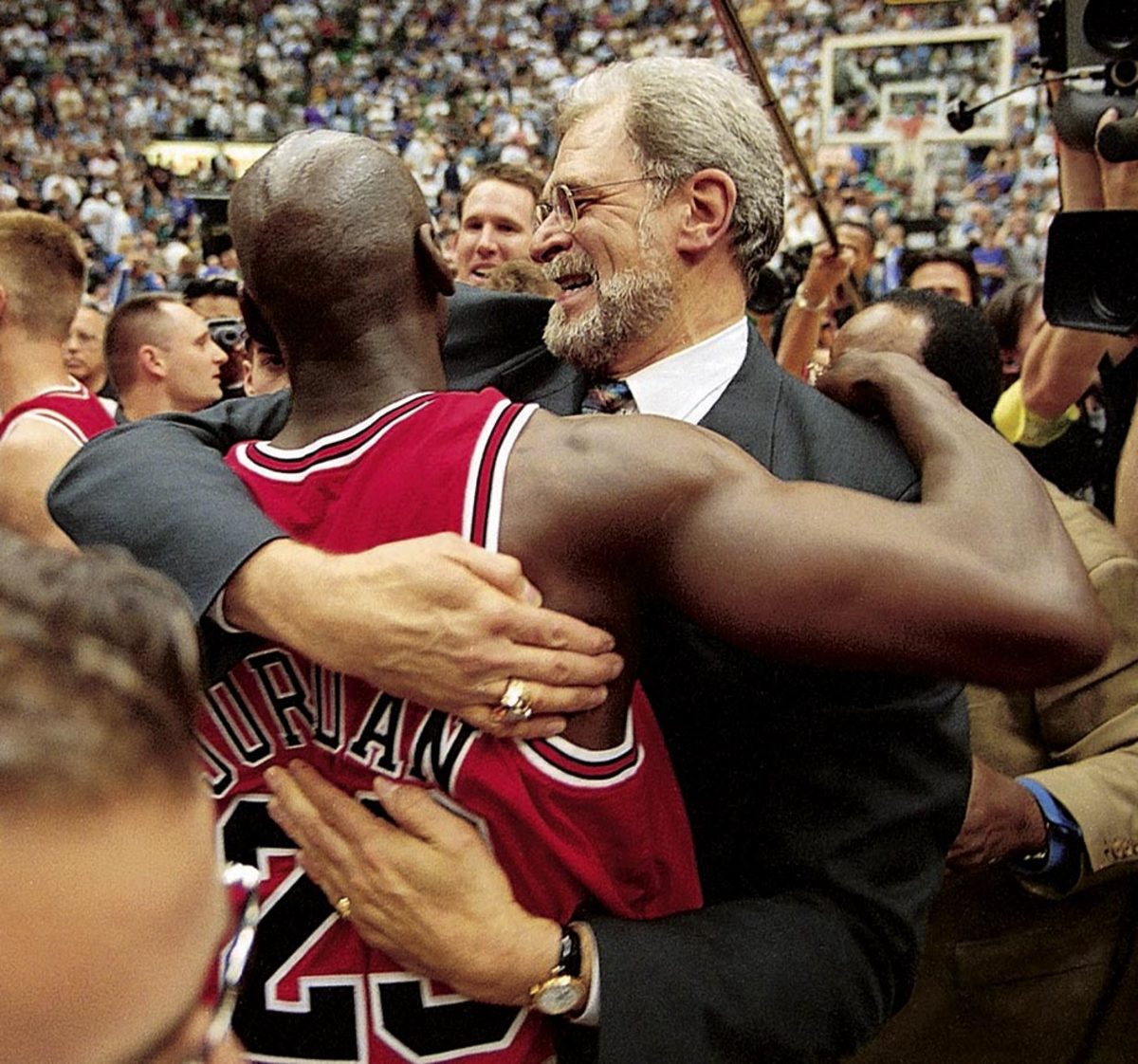 1998-0614-Phil-Jackson-Michael-Jordan-017014134_0.jpg