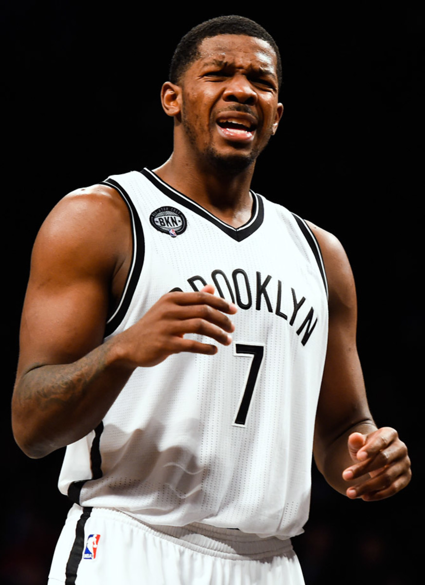 Joe-Johnson-2014-1203-foul-face-react.jpg