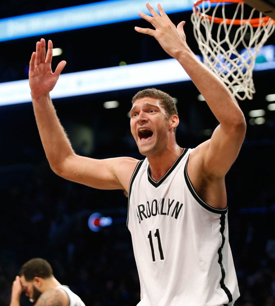 Brook-Lopez-2014-1105-foul-face-react.jpg