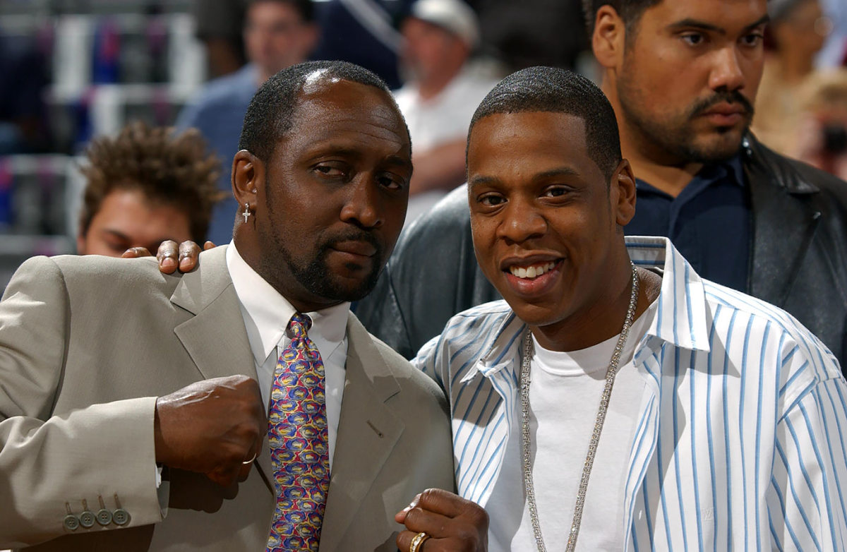 2004-0520-Thomas-The-Hitman-Hearns-Jay-Z.jpg