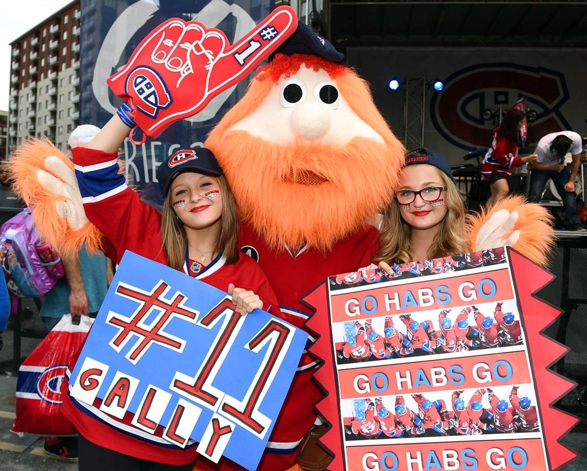 Montreal-Canadiens-fans-472771916.jpg