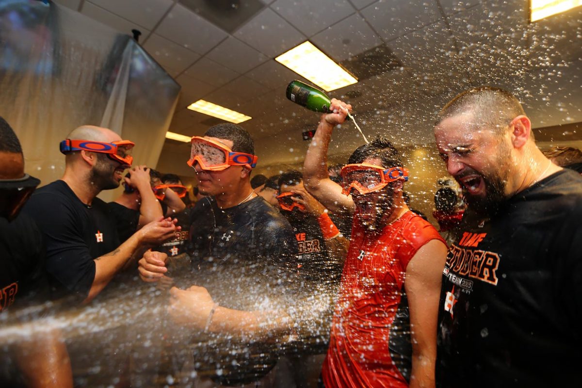 2015-1006-Houston-Astros-celebration-491596246.jpg