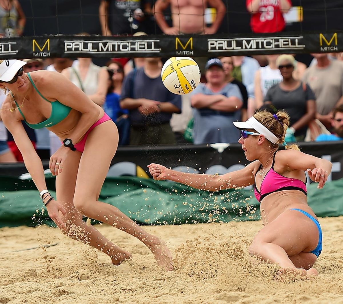 beach-volleyball-AVP-X159628_013.jpg