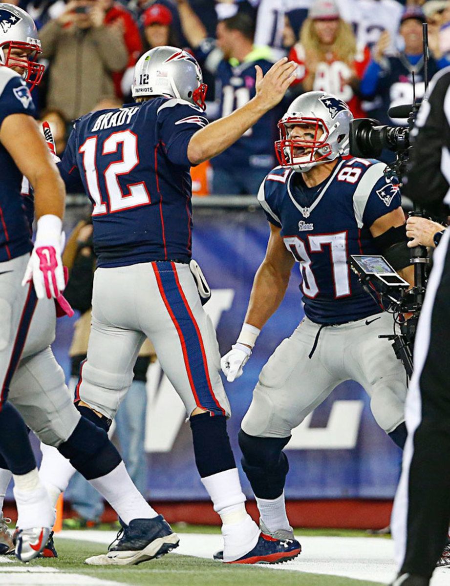 2014-1005-Rob-Gronkowski-Tom-Brady_WT29233.jpg
