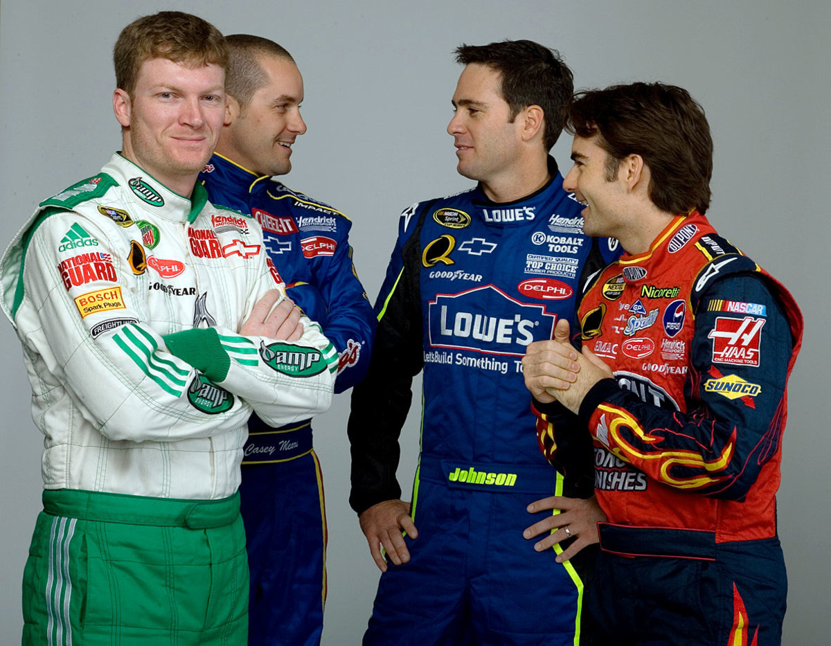 2007-dale-earnhardt-casey-mears-jimmie-johnson-jeff-gordon-075855123.jpg