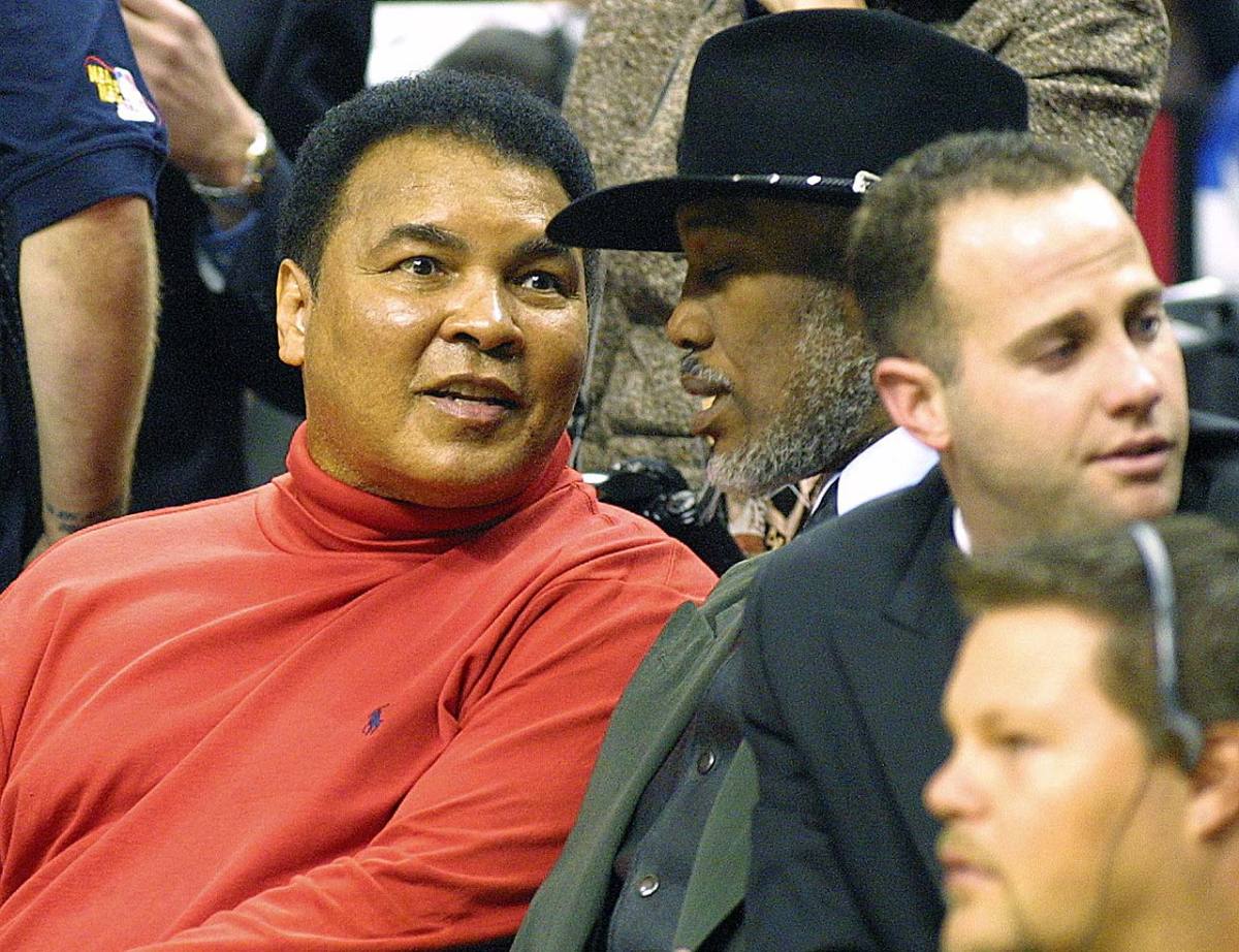 Ali-and-Frazier.jpg