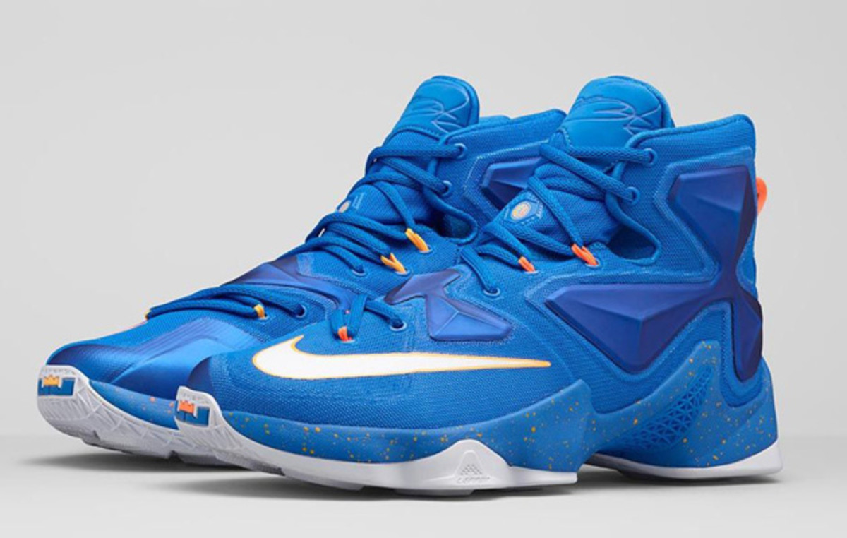 lebron basketball shoes 2015