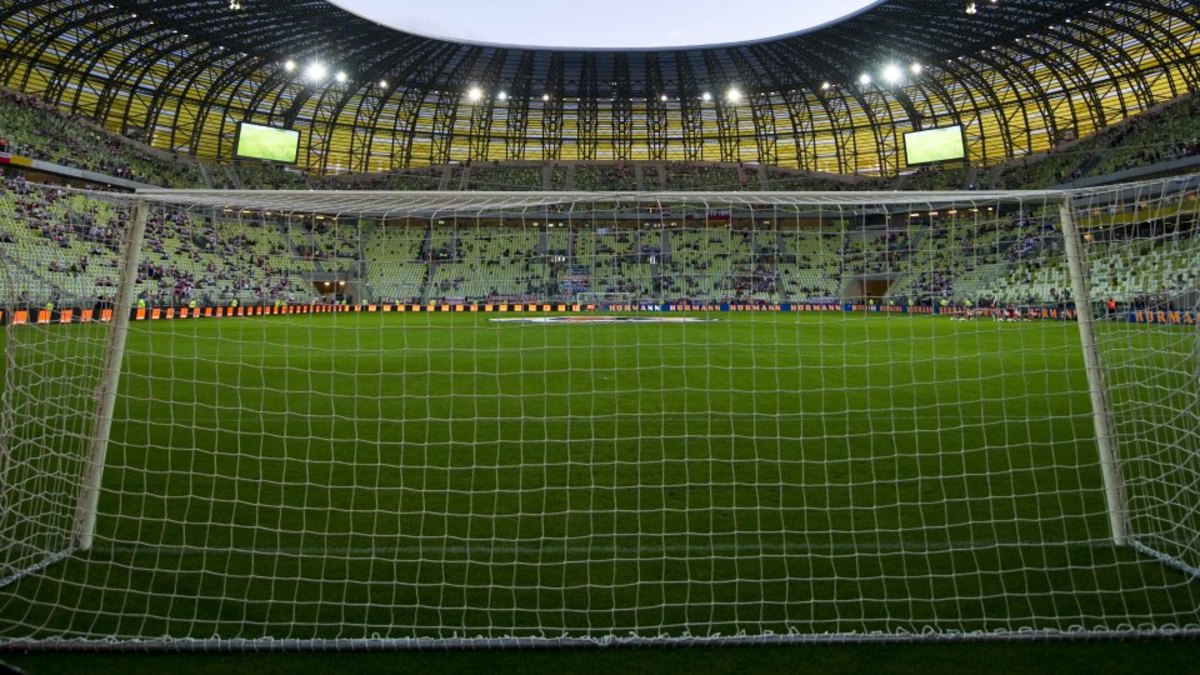 Soccer players show off accuracy with crossbar video Sports Illustrated