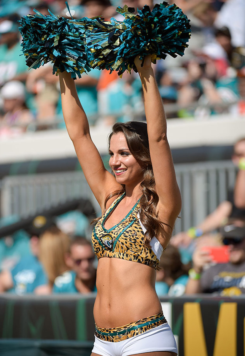 Jacksonville-Jaguars-ROAR-cheerleaders-AP_671041973092.jpg