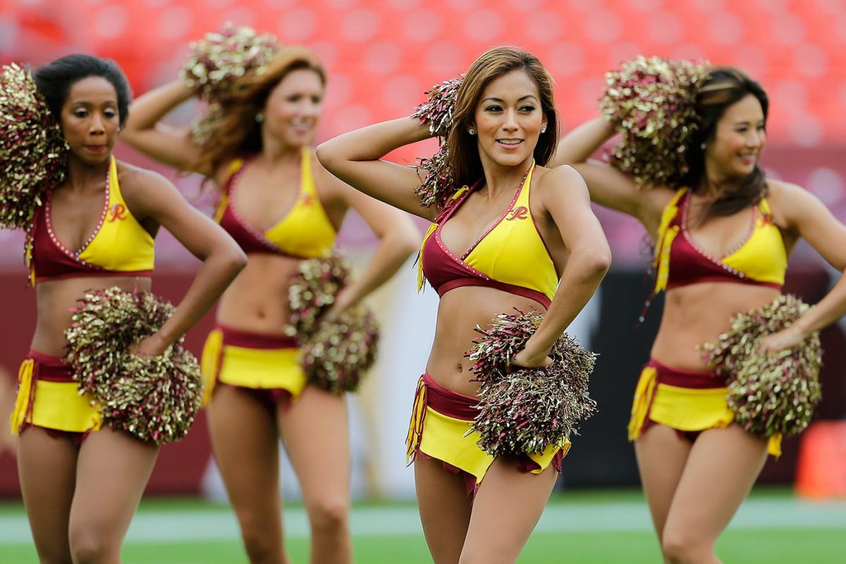 Washington-Redskins-cheerleaders-AP_92065216894.jpg