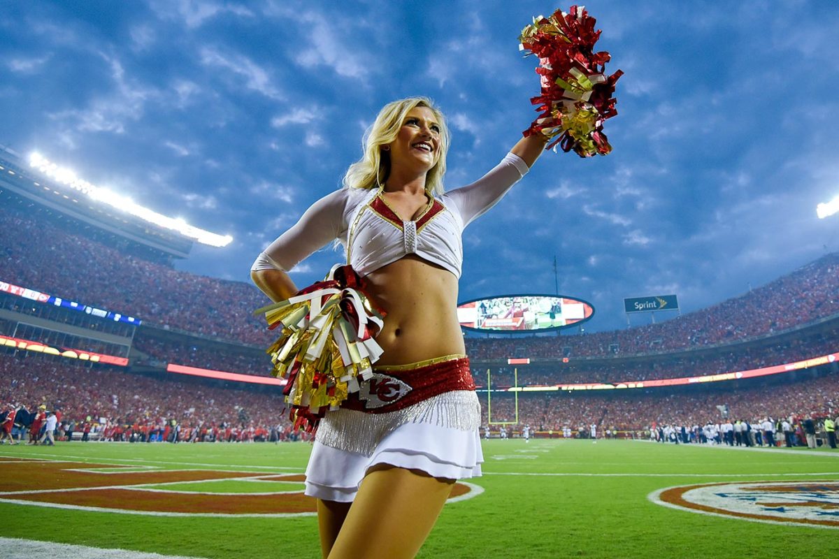 Kansas-City-Chiefs-cheerleaders-AP_893187856055.jpg