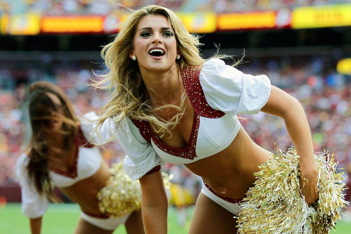 Washington-Redskins-cheerleaders-AP_978802380660.jpg