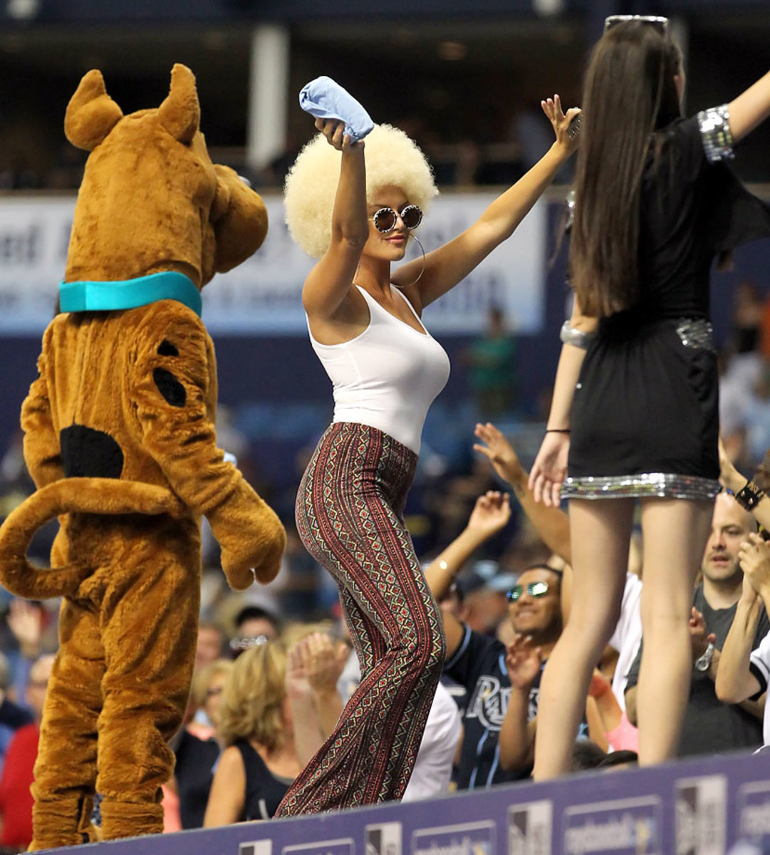 Tampa-Bay-Rays-Ray-Team-cheerleaders-357150523025_Athletics_at_Rays.jpg