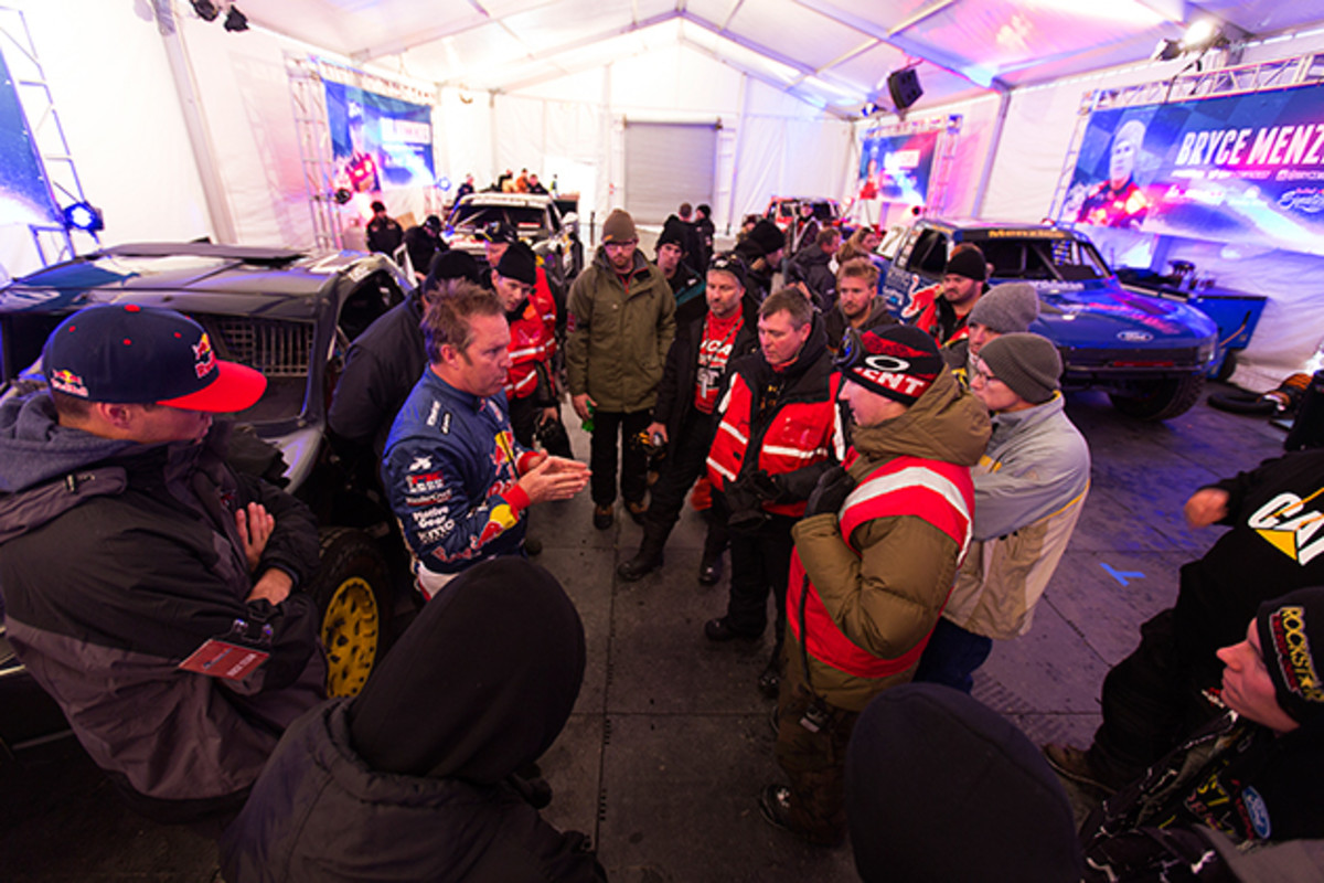 The drivers do a course discussion ahead of Red Bull Frozen Rush practice runs.