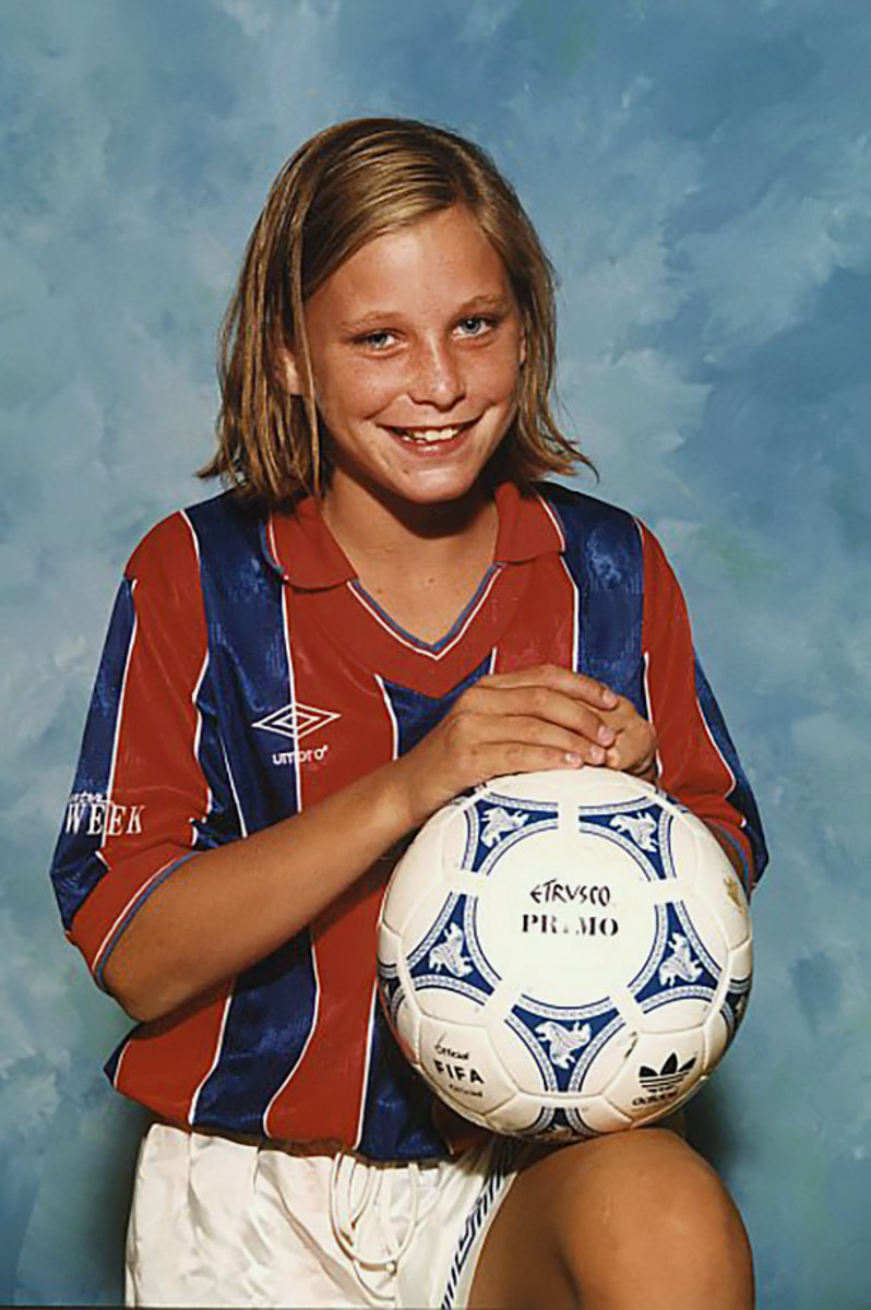 00-Abby-Wambach-childhood-WIRE000028799.jpg