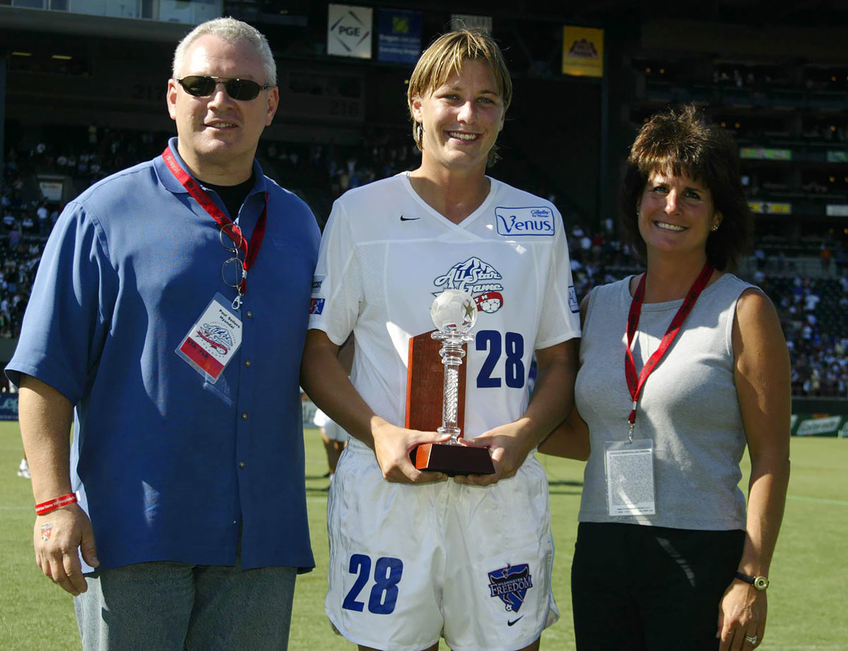 2002-0921-Abby-Wambach.jpg