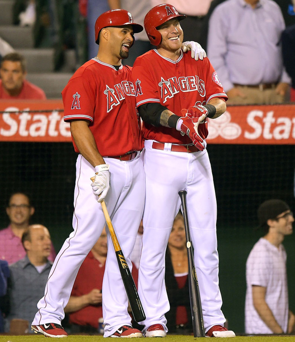 08-Los-Angeles-Angels-Albert-Pujols-Josh-Hamilton.jpg