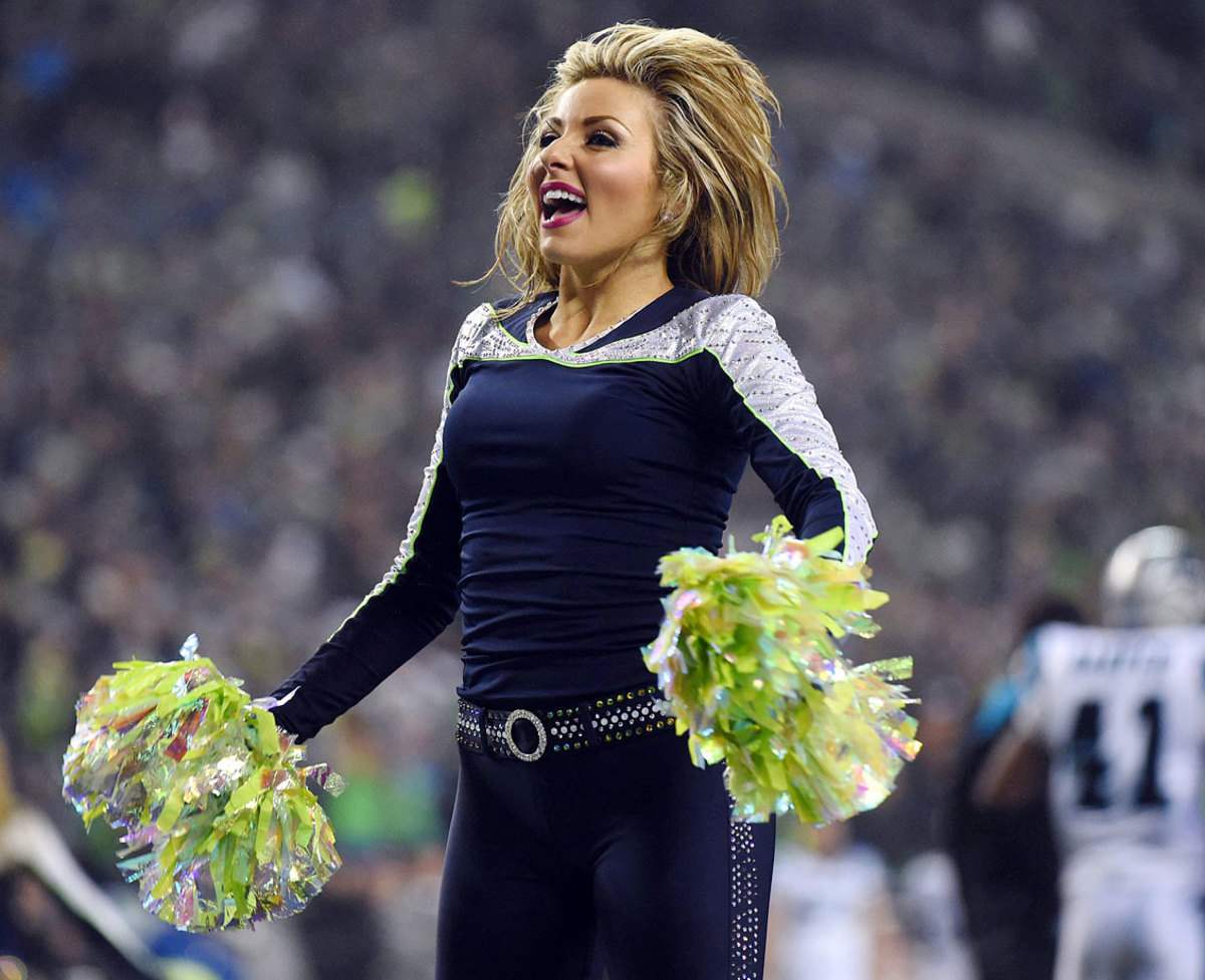 Seattle-Seahawks-Sea-Gals-cheerleaders-X159131_TK1_3060.jpg