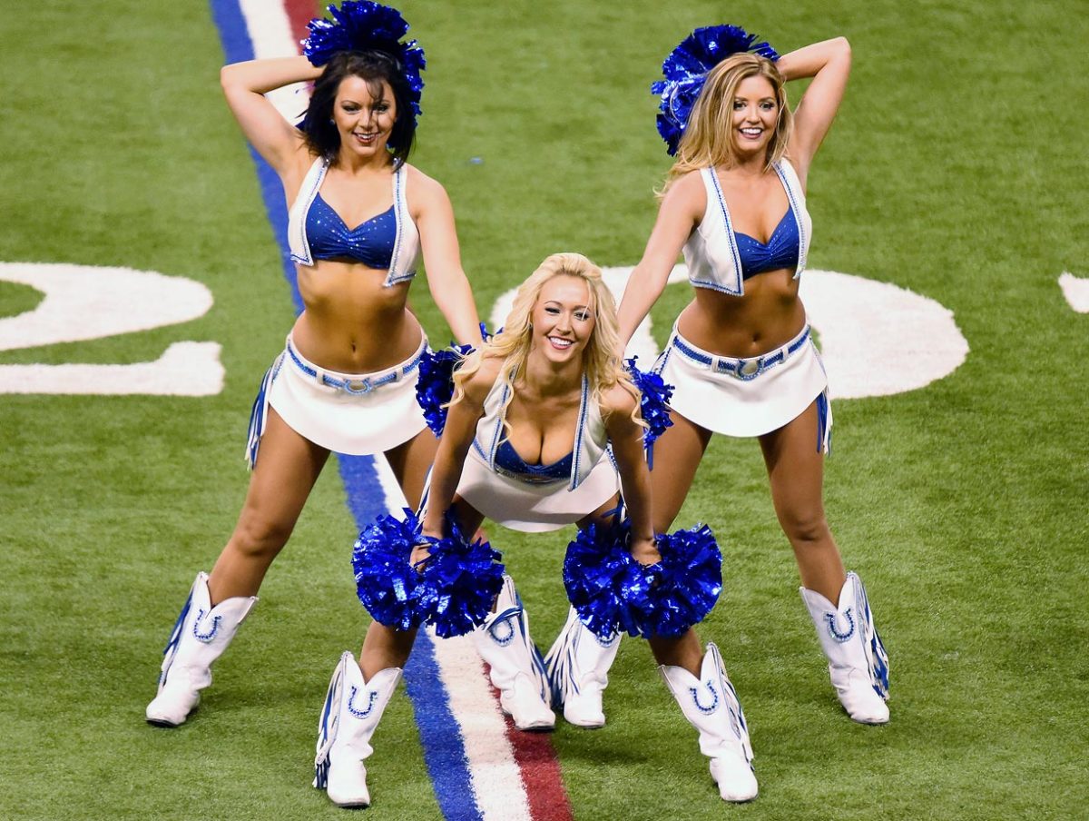 Indianapolis-Colts-cheerleaders-CAD010414_1990_Bengals_at_Colts.jpg
