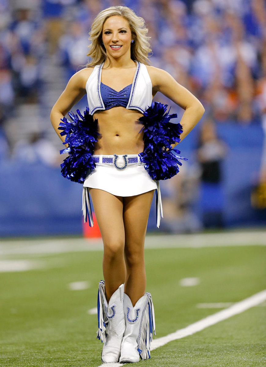 Indianapolis-Colts-cheerleaders-DBF15010448_AFC_Wild_Card_Bengals_at_Colts.jpg