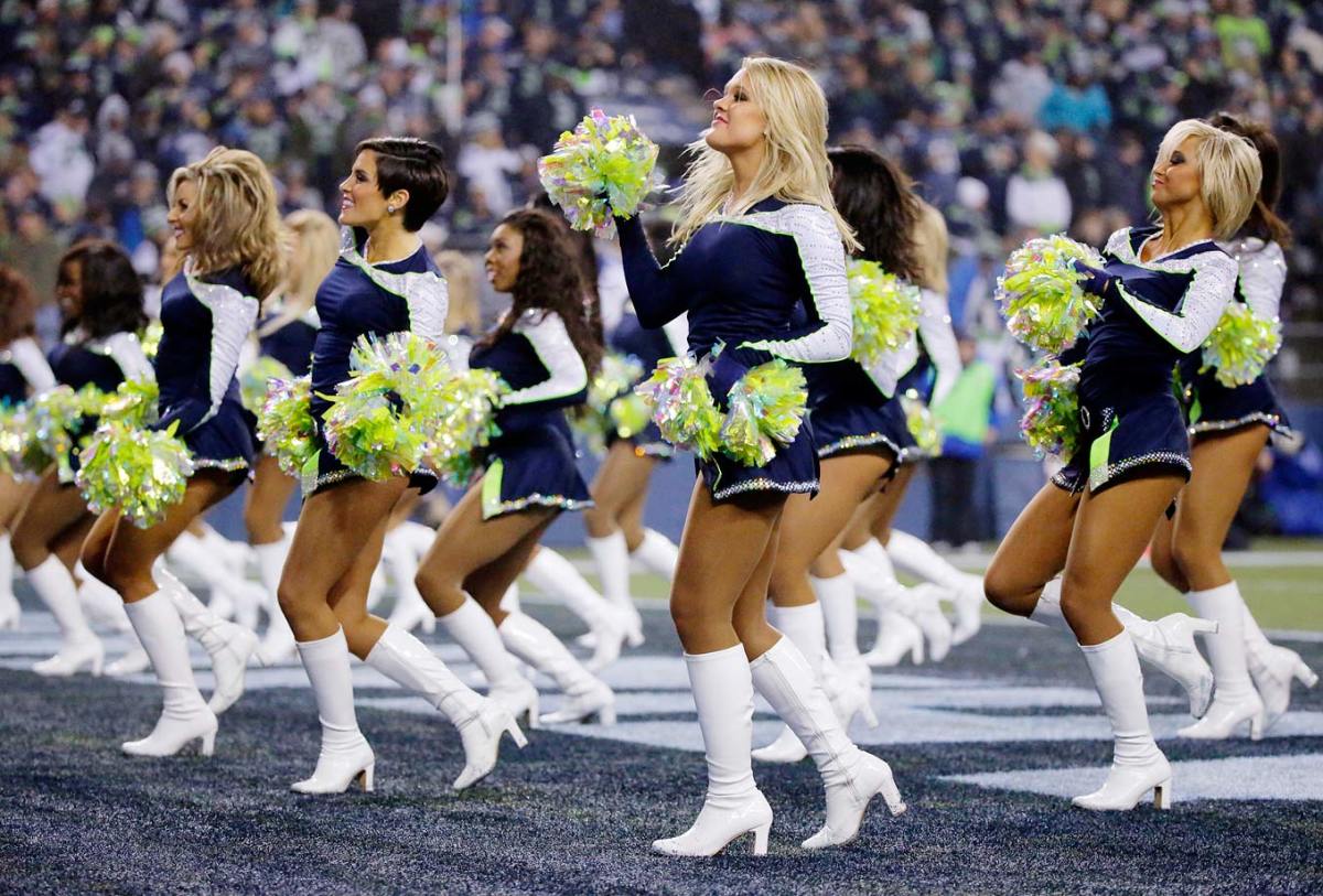 Seattle-Seahawks-Sea-Gals-cheerleaders-AP437261361219_9.jpg