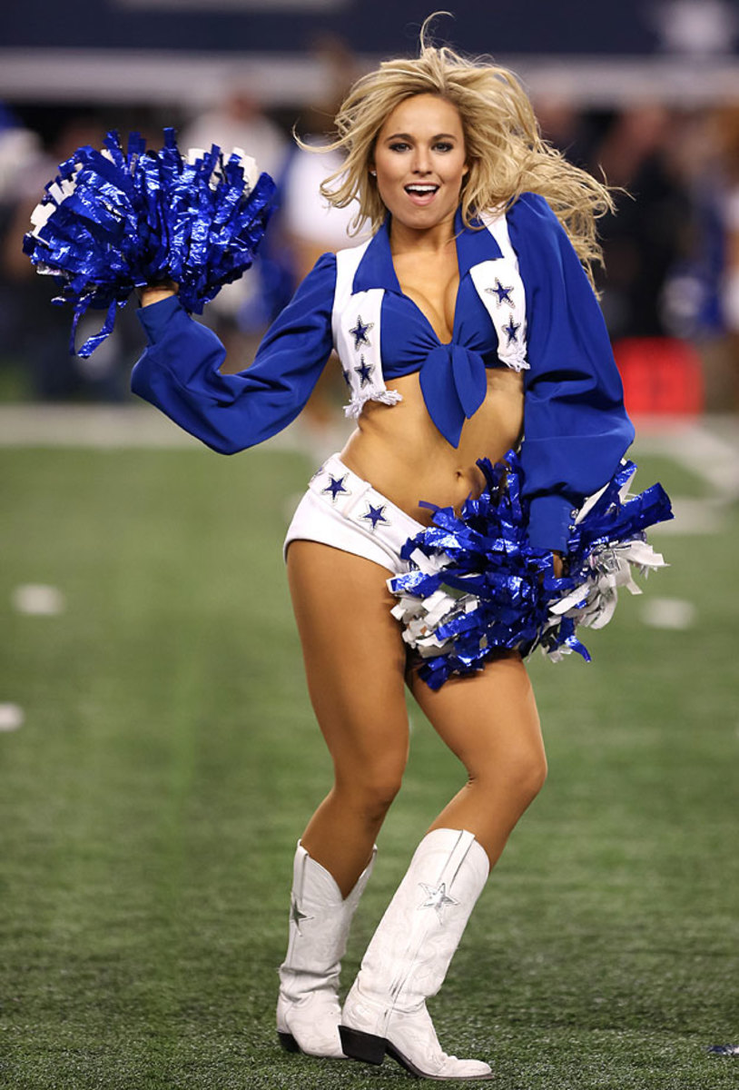 Dallas-Cowboys-cheerleaders-CEY1501042145_DETROIT_AT_DALLAS.jpg