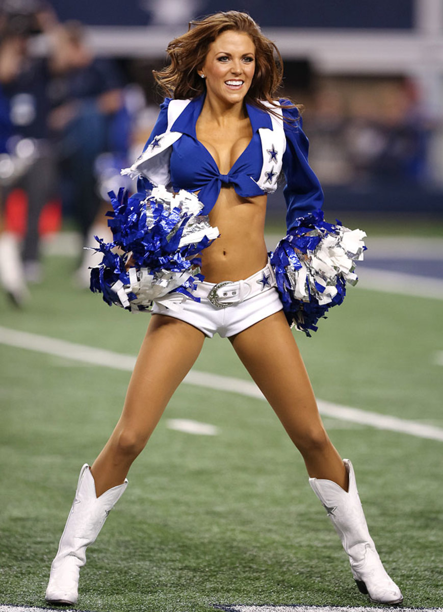 Dallas-Cowboys-cheerleaders-CEY1501042150_DETROIT_AT_DALLAS.jpg