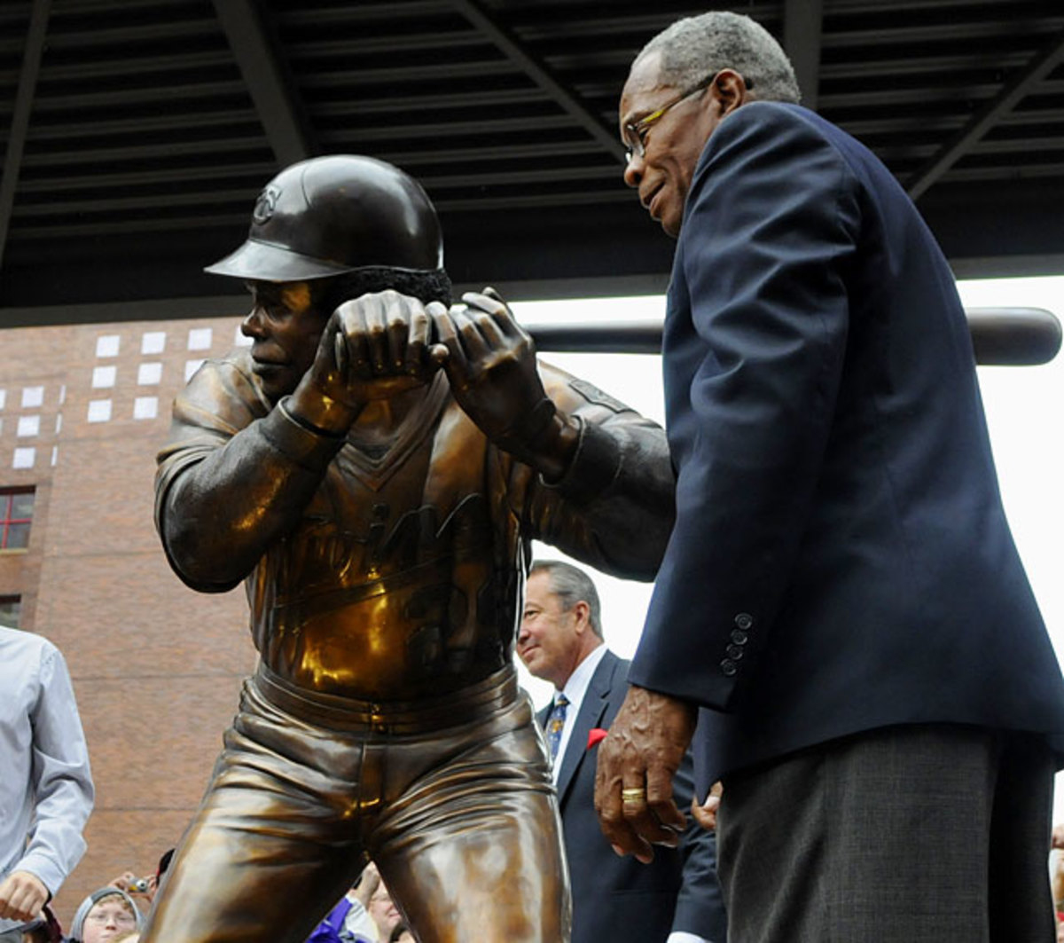 rod-carew-statue.jpg