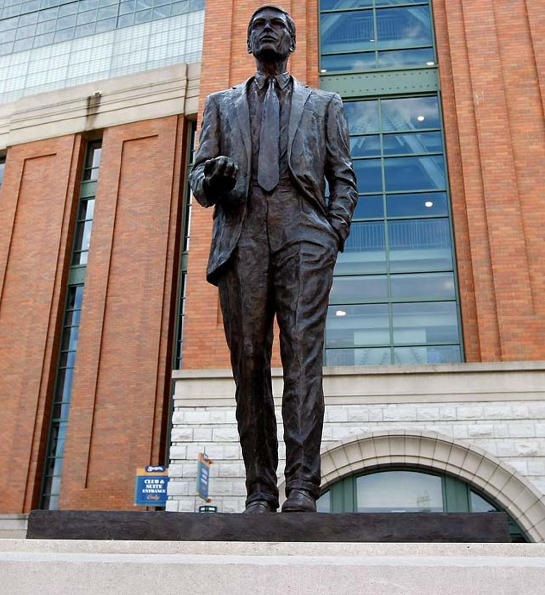 bud-selig-statue.jpg