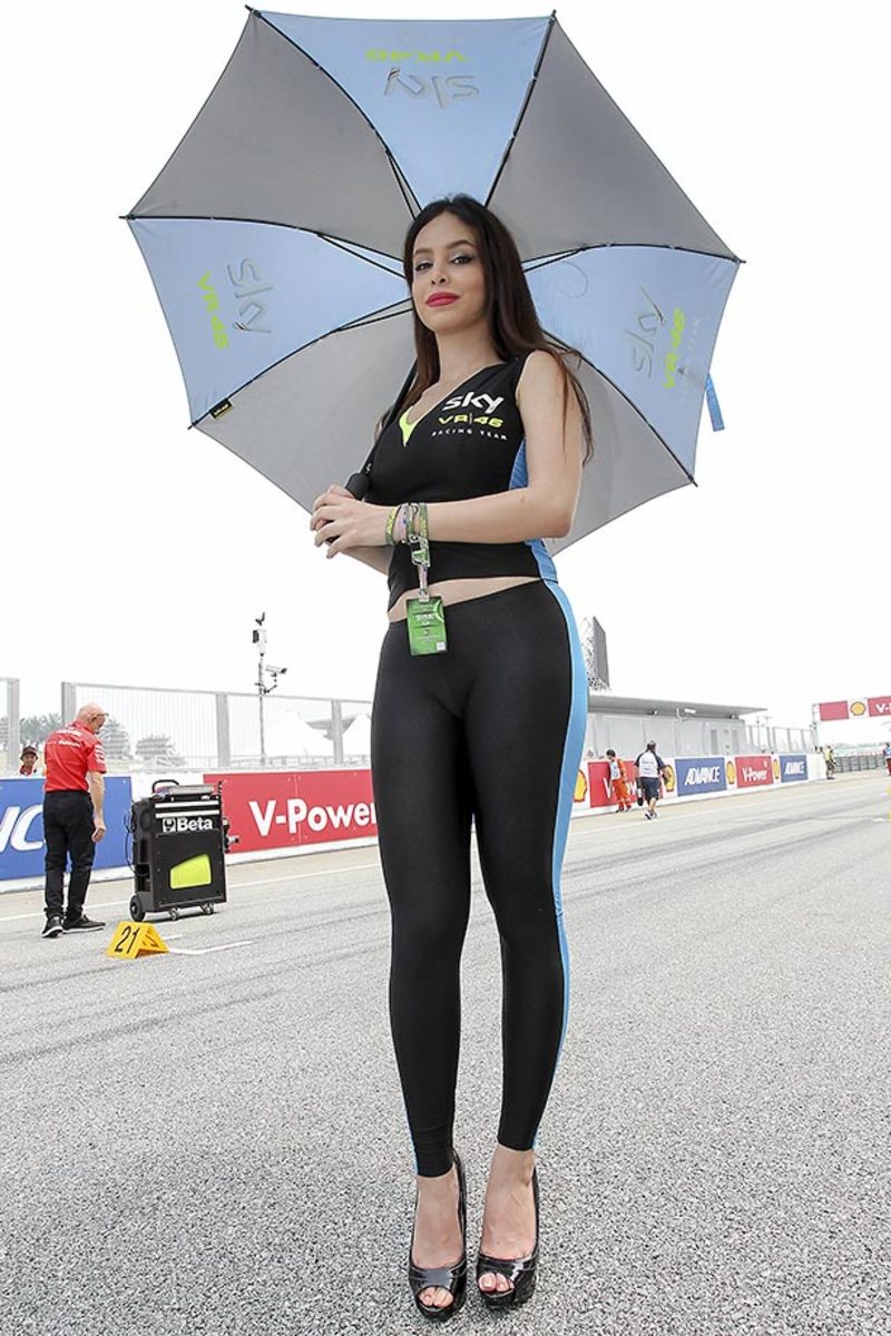 grid-girls--3781510253650_MotoGP_Malaysia.jpg