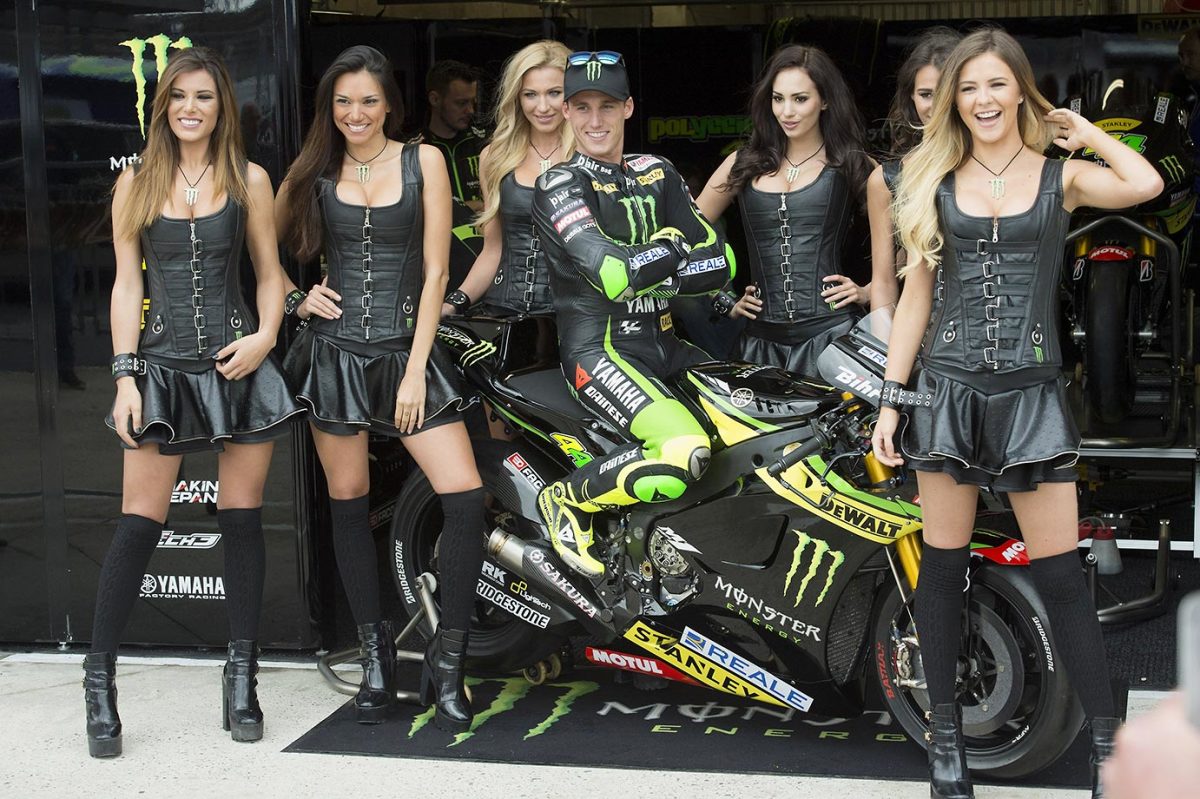 grid-girls--473314486.jpg