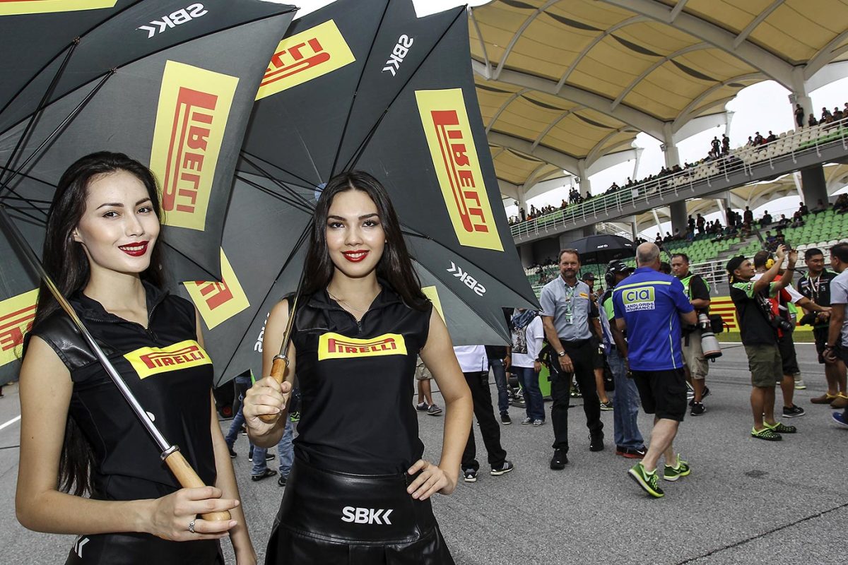 grid-girls--3781508028033_WSBK_Sepang.jpg