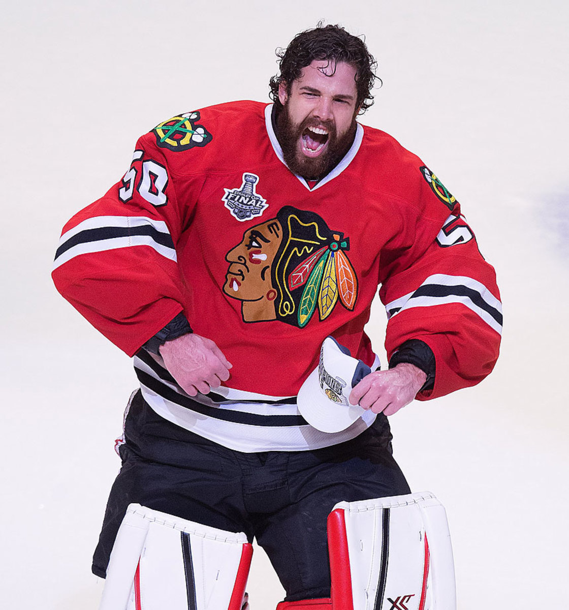 Blackhawks player puts his baby in the Stanley Cup