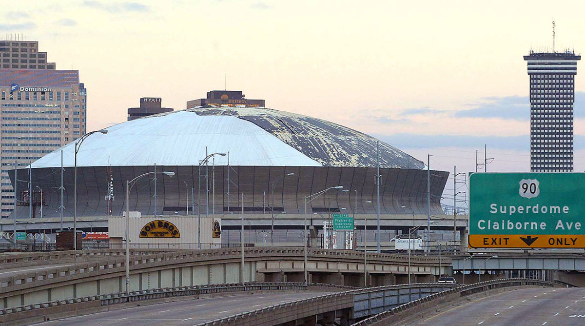 Superdome in August 2005 (AFP/AP)