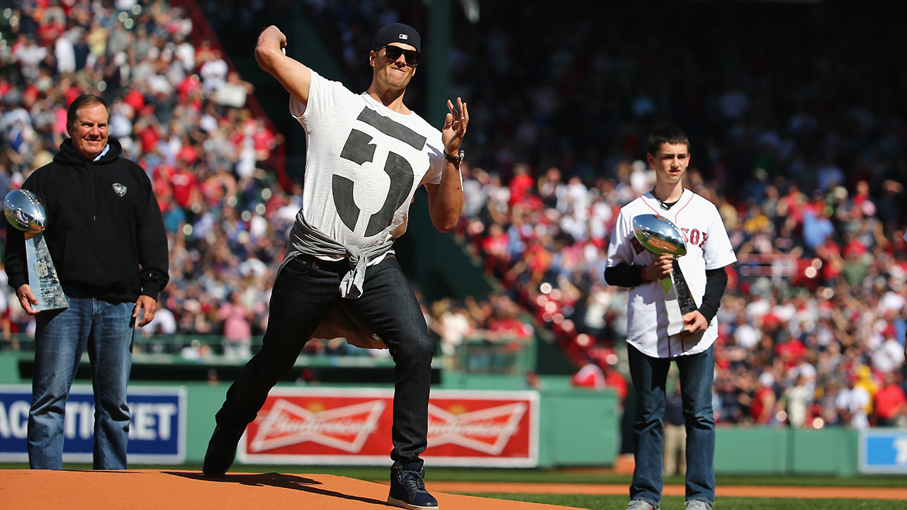 Watch Tom Brady throws terrible first pitch at Red Sox home opener