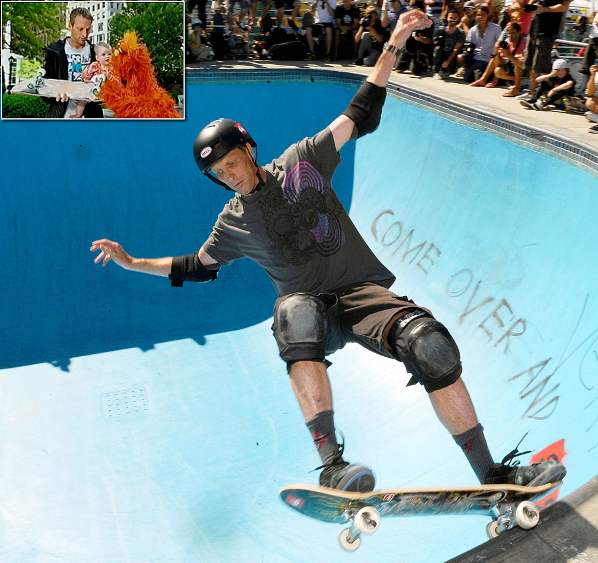 2009-tony-hawk-sesame-street.jpg