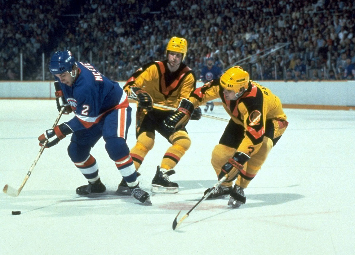 SI NHL on X: Ranking the 20 worst NHL jerseys of all time http