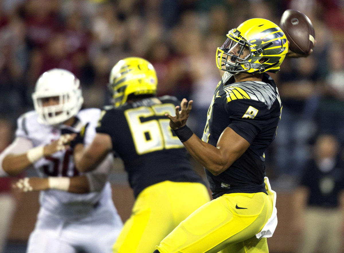 2014-0920-Oregon-Washington-State-Marcus-Mariota.jpg