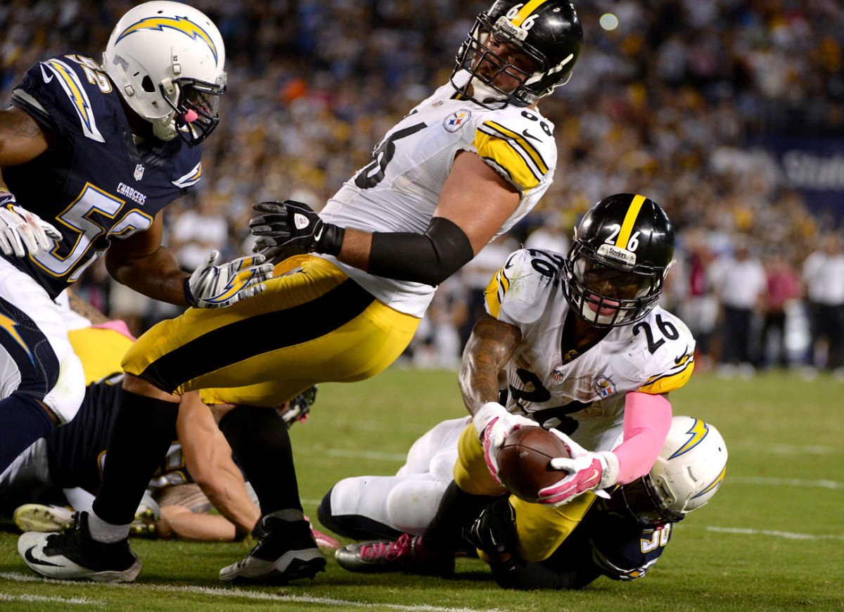Bell stretched for the winning score on the final play against the Chargers Monday Night. 