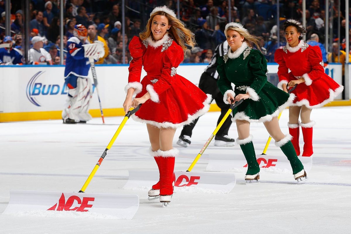 New-York-Islanders-Ice-Girls-460476606_10.jpg