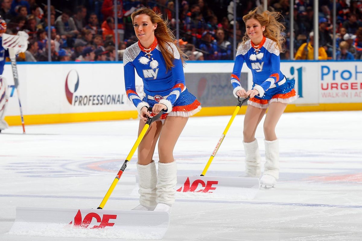 New-York-Islanders-Ice-Girls-459685496_10.jpg