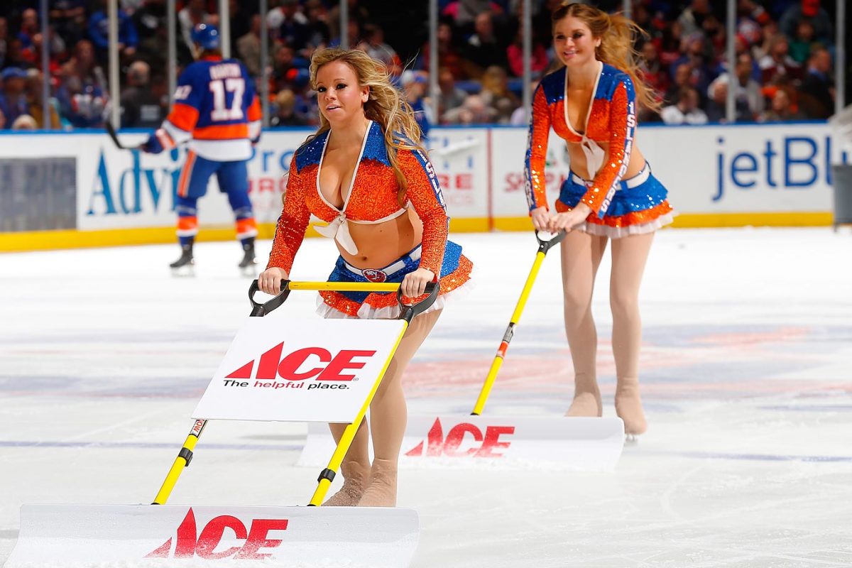 New-York-Islanders-Ice-Girls-459780804_10.jpg