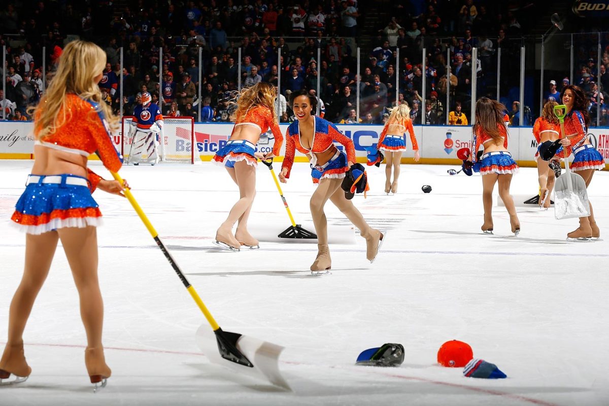 New-York-Islanders-Ice-Girls-461650594.jpg