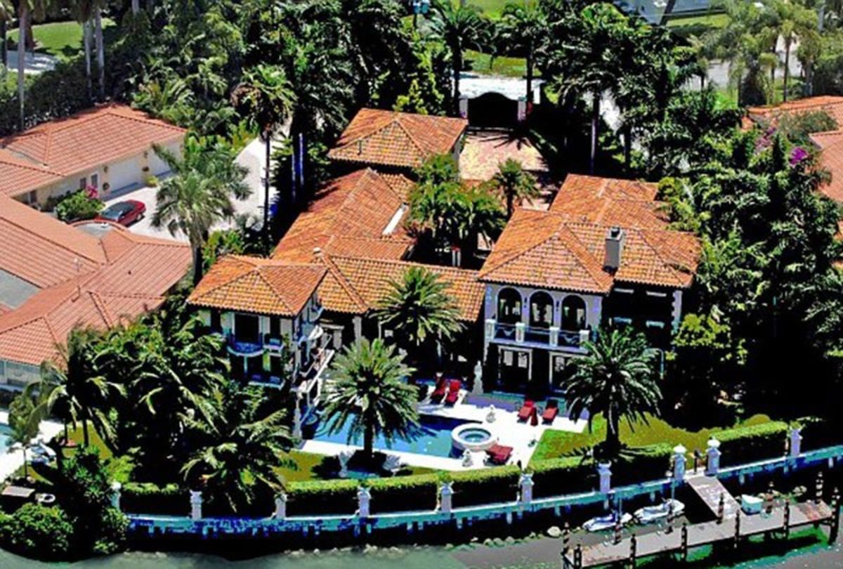 Особняк курниковой и иглесиаса в майами. Иглесиас в 2023. Дом анны курниковой и энрике иглесиас. Дом в майами у курниковой. Особняк анны курниковой.