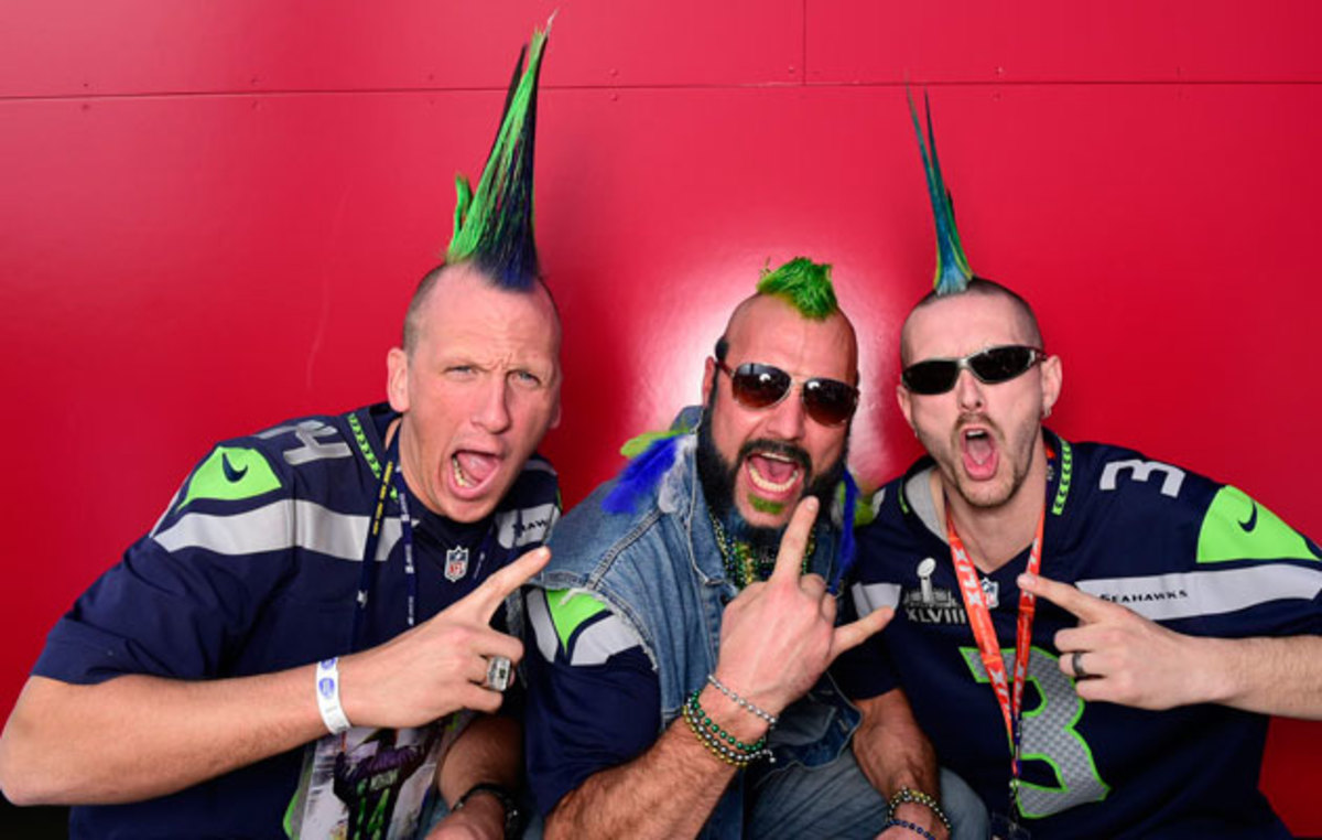 Seattle-Seahawks-fans-hair-2